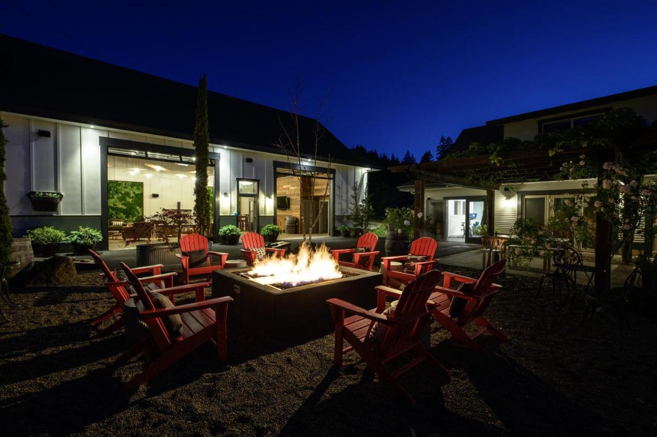 The Setting Inn Willamette Valley ニューバーグ エクステリア 写真