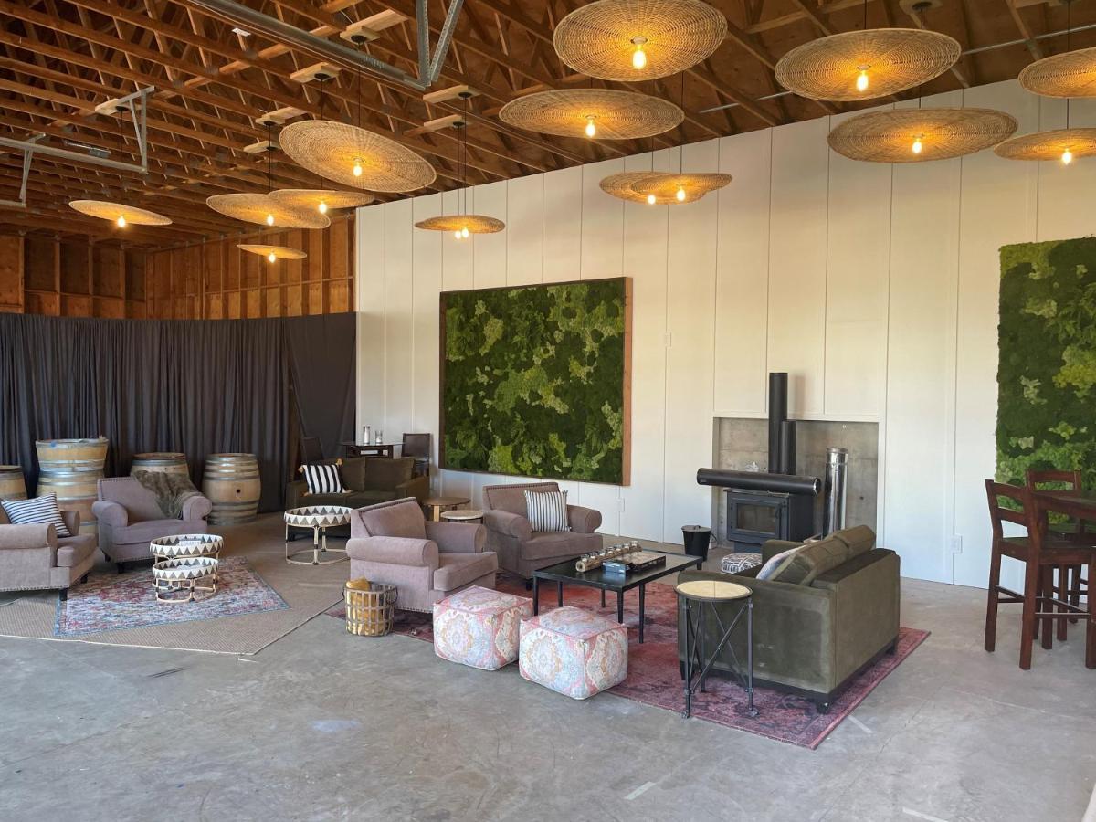 The Setting Inn Willamette Valley ニューバーグ エクステリア 写真