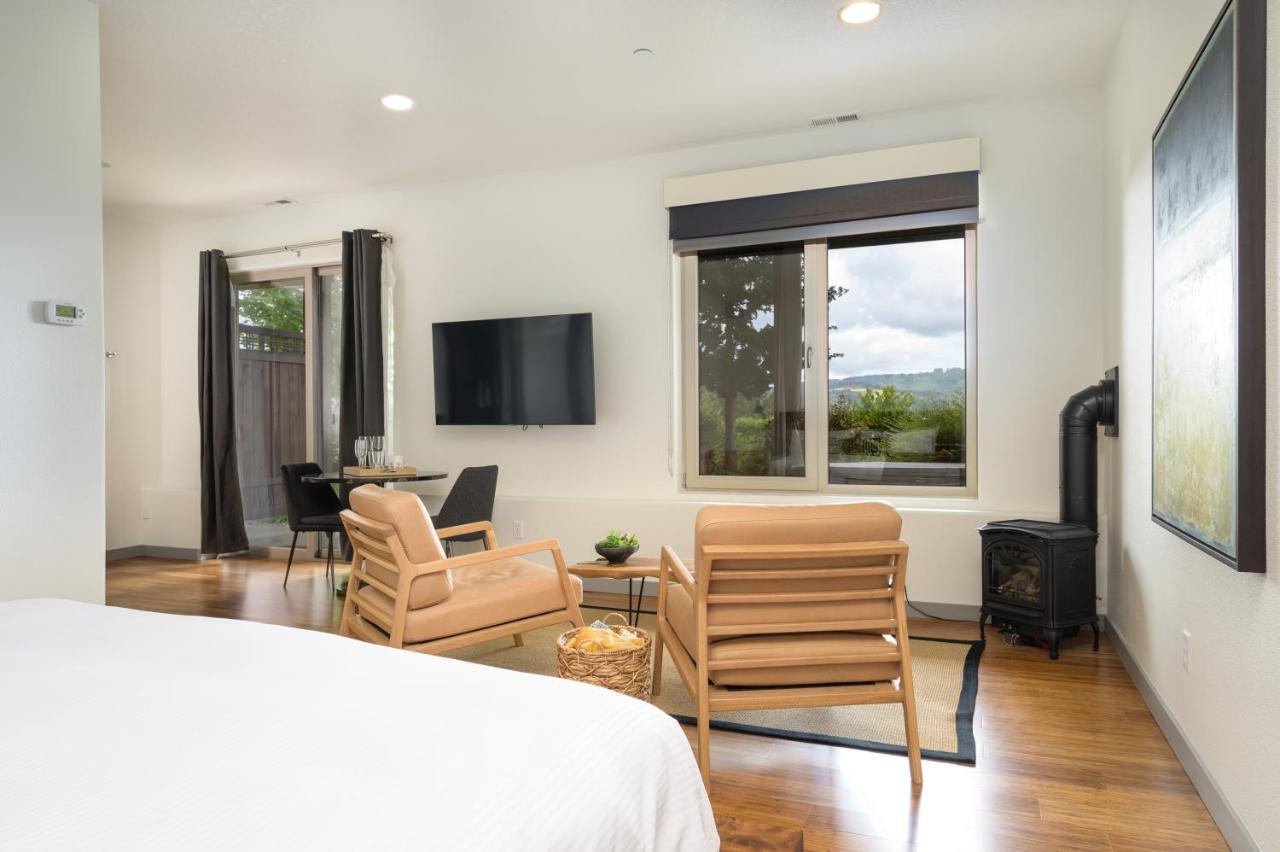 The Setting Inn Willamette Valley ニューバーグ エクステリア 写真